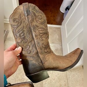 JB Dillon women's Cowboy boots size 9
